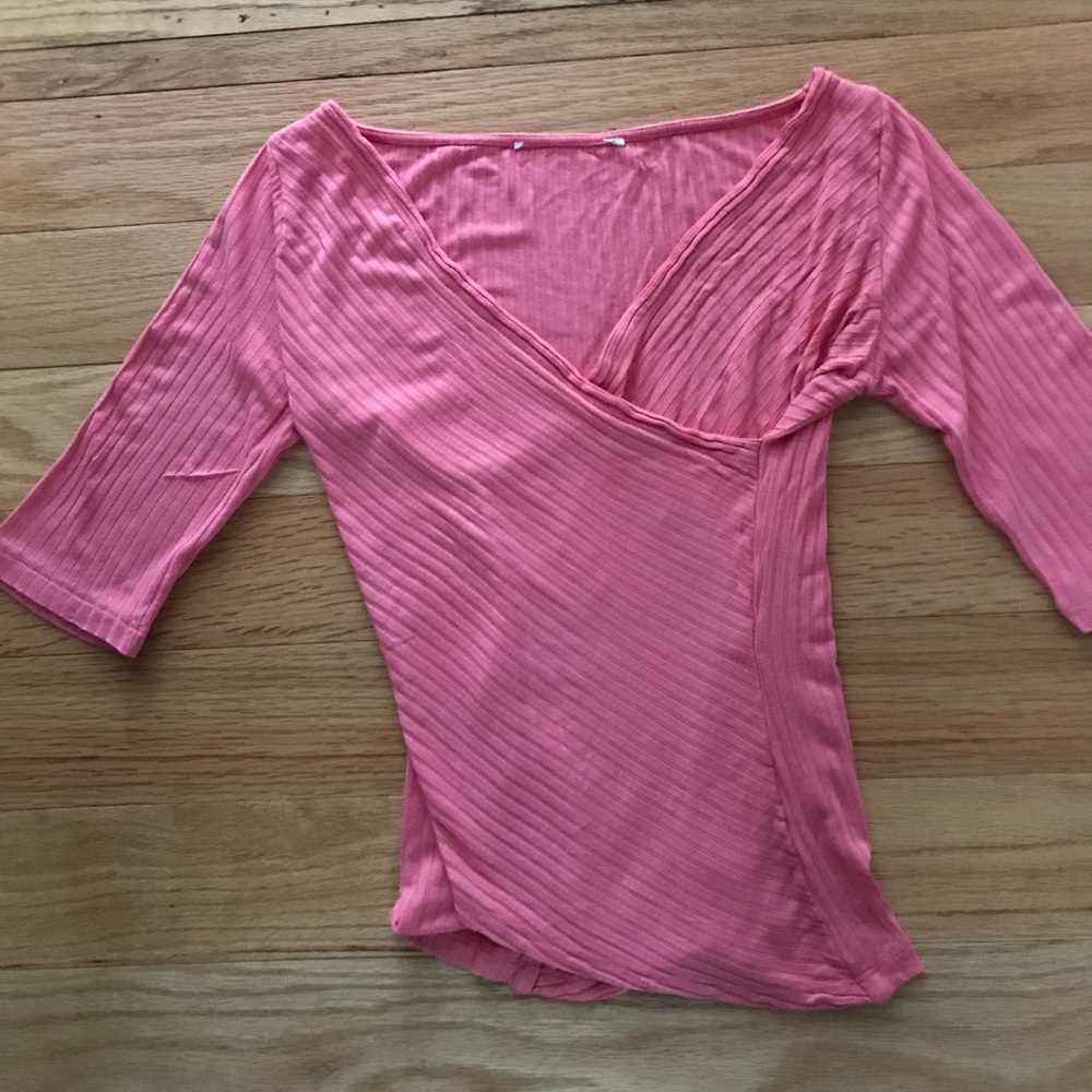 Crop pink top
